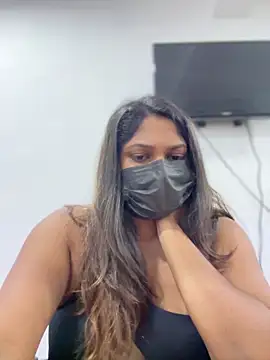 Snapshot of Black_Beauty997 chatting on February 2025 05:28:01 PM Black Beauty997 online show from February 2025 05:28:01 PM