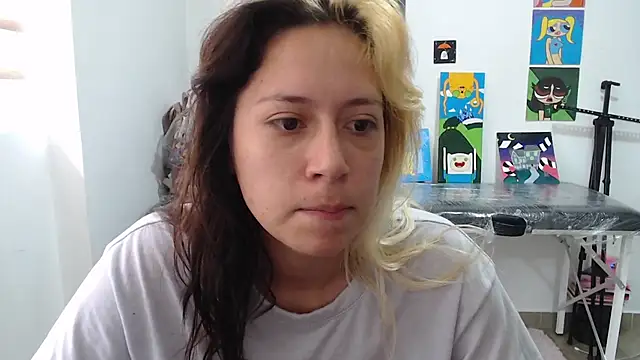 Snapshot of MommyMiaWs chatting on September 2025 04:18:02 PM MommyMiaWs online show from September 2025 04:18:02 PM