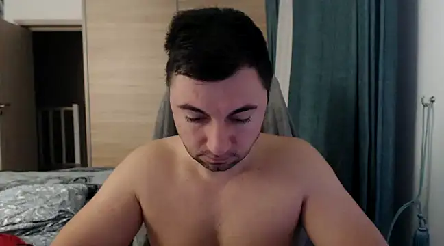 Snapshot of HankMalone chatting on December 2024 04:51:02 AM HankMalone online show from December 2024 04:51:02 AM