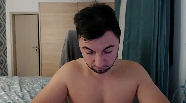 Snapshot of HankMalone chatting on December 2024 04:28:02 AM HankMalone online show from December 2024 04:28:02 AM