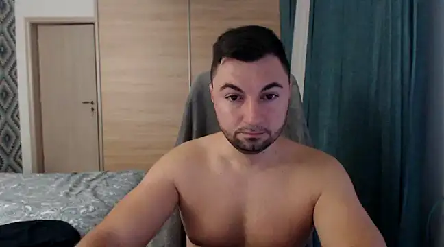 Snapshot of HankMalone chatting on December 2024 04:27:02 AM HankMalone online show from December 2024 04:27:02 AM