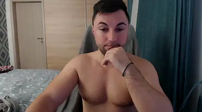 Snapshot of HankMalone chatting on January 2025 07:28:02 PM HankMalone online show from January 2025 07:28:02 PM