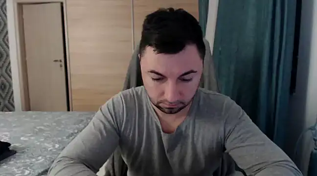 Snapshot of HankMalone chatting on January 2025 03:35:01 AM HankMalone online show from January 2025 03:35:01 AM