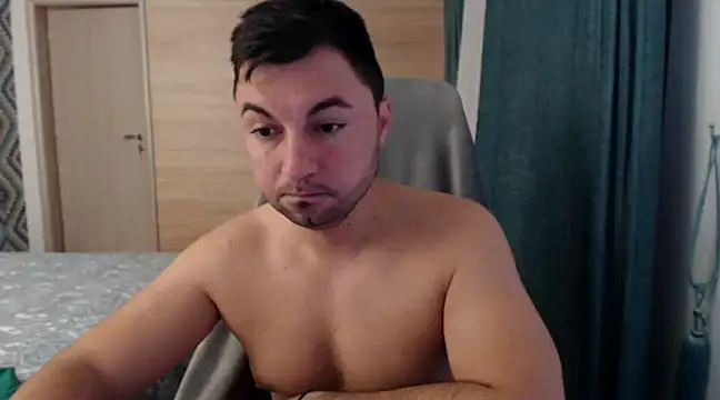 Snapshot of HankMalone chatting on January 2025 04:44:01 AM HankMalone online show from January 2025 04:44:01 AM