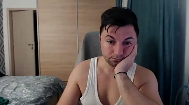 Snapshot of HankMalone chatting on February 2025 03:59:01 AM HankMalone online show from February 2025 03:59:01 AM