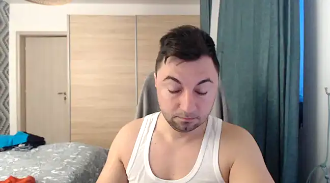 Snapshot of HankMalone chatting on February 2025 04:41:02 AM HankMalone online show from February 2025 04:41:02 AM