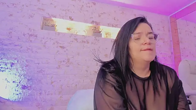 Snapshot of anette_cooper chatting on March 2025 03:11:01 AM anette cooper online show from March 2025 03:11:01 AM