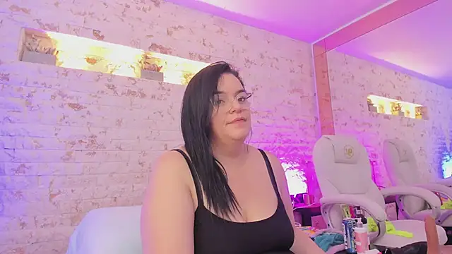 Snapshot of anette_cooper chatting on March 2025 03:36:02 AM anette cooper online show from March 2025 03:36:02 AM