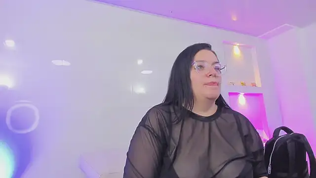 Snapshot of anette_cooper chatting on January 2026 01:20:02 AM anette cooper online show from January 2026 01:20:02 AM