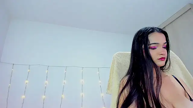 monica little23 online show from July 2026 07:13:02 PM