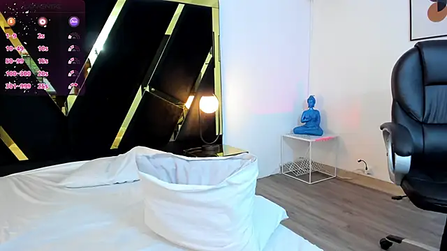 emilybae  online show from December 2024 12:50:01 AM