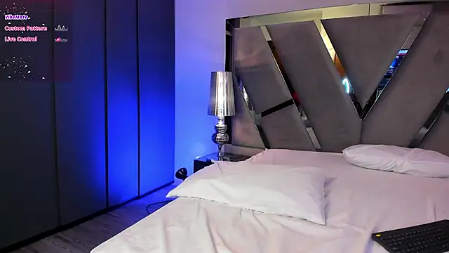 emilybae  online show from March 2025 11:54:02 PM