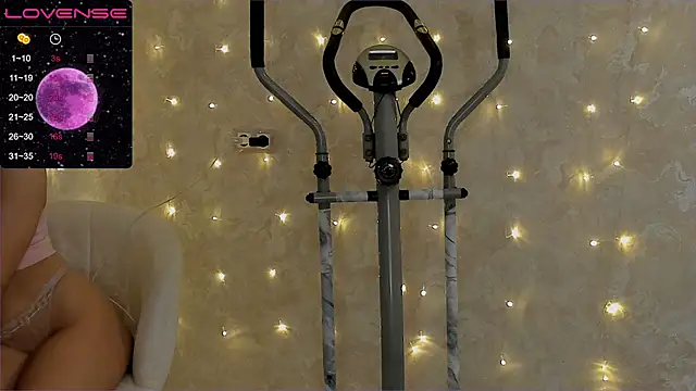 EvaSileZ online show from February 2025 04:40:02 PM