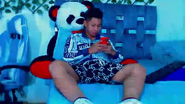 Hakim prettynigg online show from April 2026 12:52:01 AM