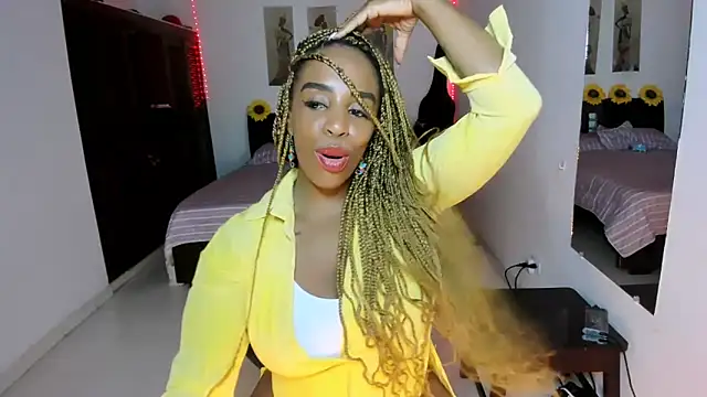 TAYLORR778 online show from February 2026 02:02:01 PM