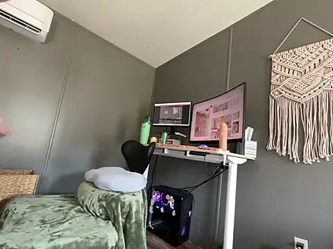 Snapshot of onlysage444 chatting on September 2025 04:51:02 PM onlysage444 online show from September 2025 04:51:02 PM