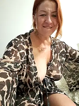 KiraXTender online show from July 2026 12:10:01 PM