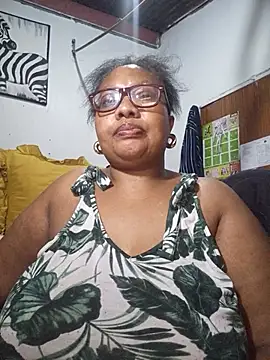 YELLOW BONE online show from July 2026 11:15:01 PM