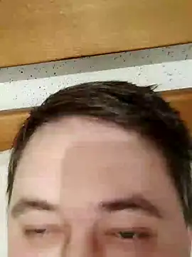 Snapshot of tores992 chatting on January 2025 08:33:01 PM tores992 online show from January 2025 08:33:01 PM