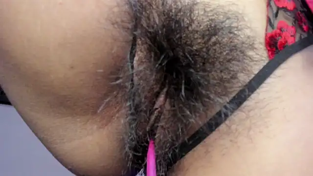 Snapshot of brianahill_ chatting on February 2025 10:21:02 PM brianahill online show from February 2025 10:21:02 PM