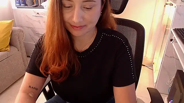 Angela smile online show from December 2024 06:09:01 PM