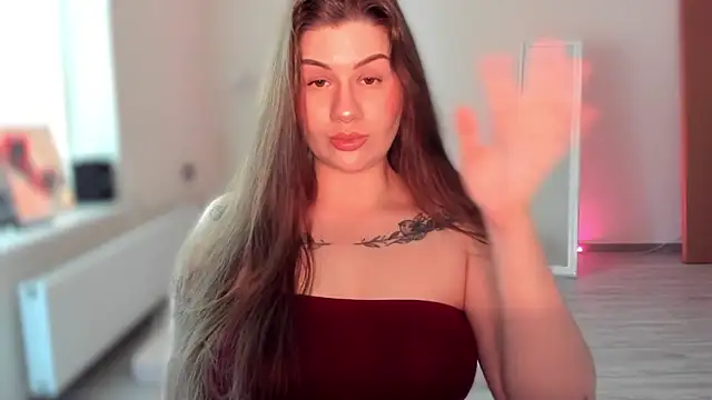 JuicyHelenX online show from May 2026 03:18:01 PM
