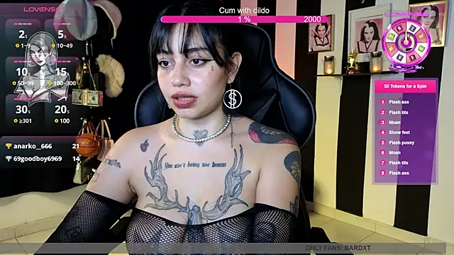 Snapshot of val_bardot chatting on March 2025 08:12:02 AM val bardot online show from March 2025 08:12:02 AM