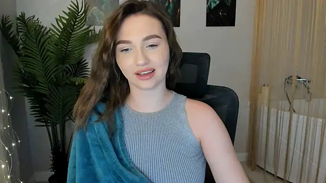 GracefulLook online show from February 2025 12:49:02 AM