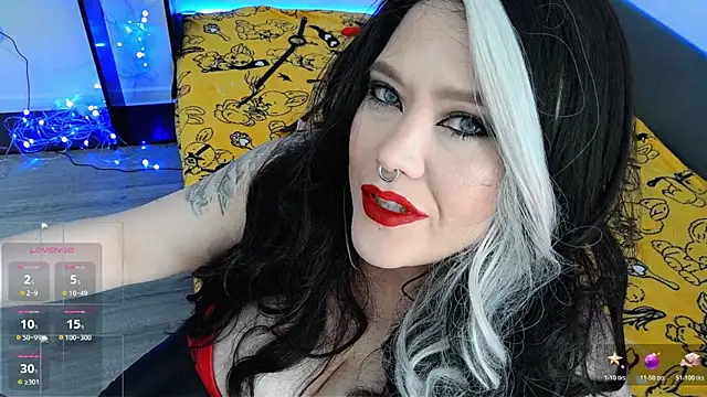 wickedxqueen online show from April 2026 04:14:02 AM