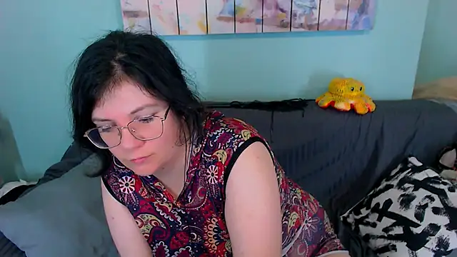 EverlyRays online show from May 2026 10:47:01 AM