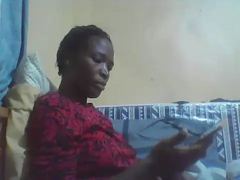 Snapshot of Smillie_prety chatting on May 2026 04:17:01 AM Smillie prety online show from May 2026 04:17:01 AM