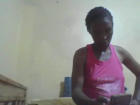Snapshot of Smillie_prety chatting on May 2026 03:44:02 PM Smillie prety online show from May 2026 03:44:02 PM
