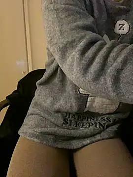 Snapshot of AlisaaRose chatting on February 2025 06:02:02 PM AlisaaRose online show from February 2025 06:02:02 PM