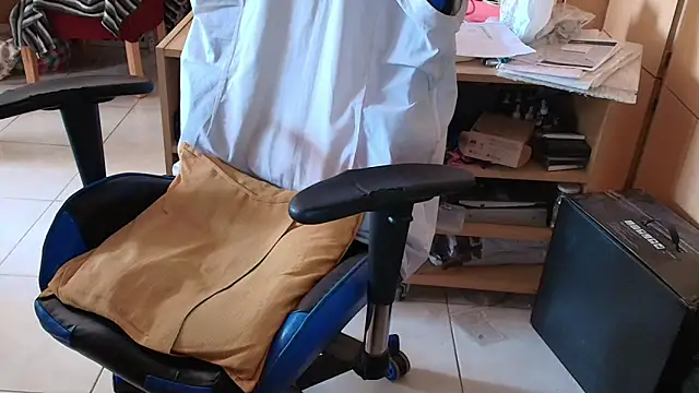 Snapshot of angelgarcia269 chatting on November 2025 11:54:02 AM angelgarcia269 online show from November 2025 11:54:02 AM