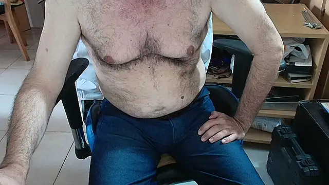 Snapshot of angelgarcia269 chatting on January 2026 12:51:02 PM angelgarcia269 online show from January 2026 12:51:02 PM