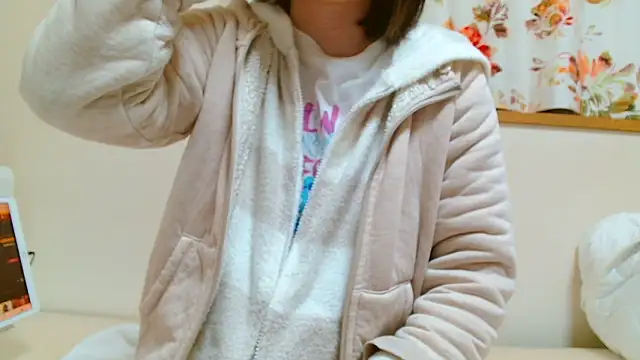 liliyRiSAcha-n online show from February 2026 08:20:01 AM