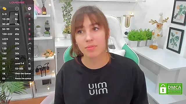  Eliizabeth  online show from March 2025 09:16:02 PM