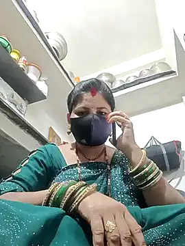 Snapshot of Riyaa-Devi chatting on February 2025 05:53:01 PM Riyaa-Devi online show from February 2025 05:53:01 PM