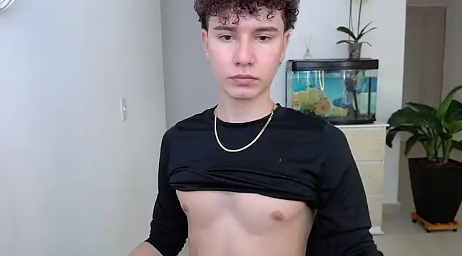 Snapshot of adrian_morelly chatting on December 2024 06:25:01 PM adrian morelly online show from December 2024 06:25:01 PM