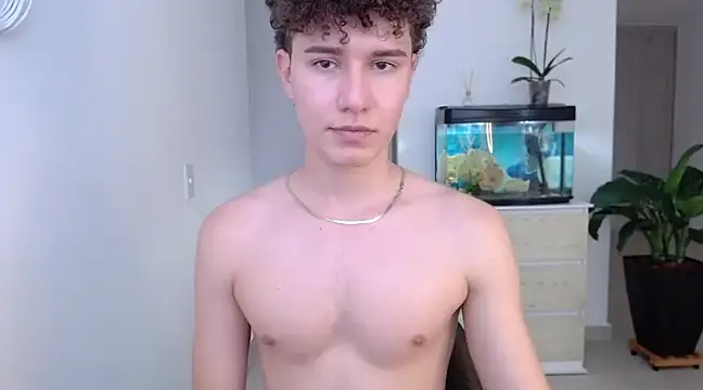 Snapshot of adrian_morelly chatting on December 2024 09:26:02 PM adrian morelly online show from December 2024 09:26:02 PM