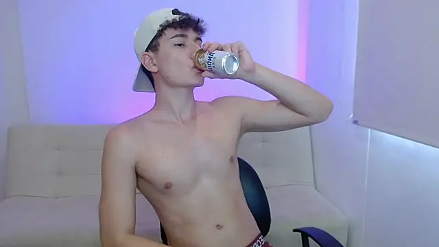 adrian morelly online show from May 2026 07:10:02 PM