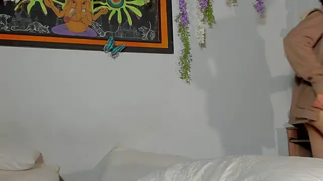 Snapshot of Cherry_boy_18 chatting on March 2025 05:13:01 AM Cherry boy 18 online show from March 2025 05:13:01 AM