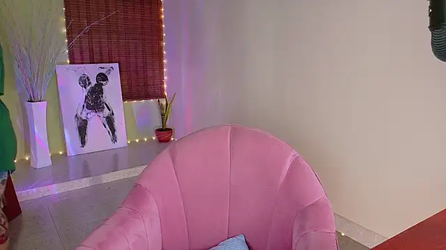 Snapshot of Emma__Blanco chatting on January 2026 05:56:01 AM Emma Blanco online show from January 2026 05:56:01 AM