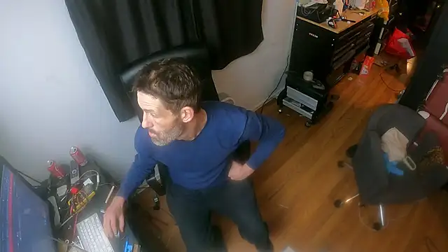 Snapshot of leanjamesdean chatting on January 2026 04:18:02 AM leanjamesdean online show from January 2026 04:18:02 AM