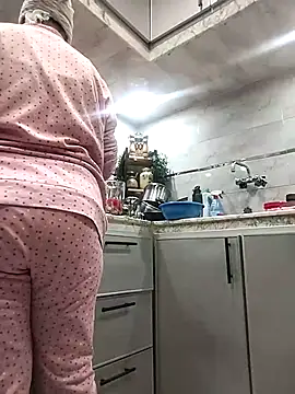 lolo890 online show from April 2026 09:42:02 PM