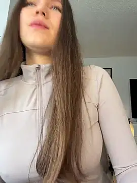 AmelieLaurent  online show from August 2026 02:09:01 PM