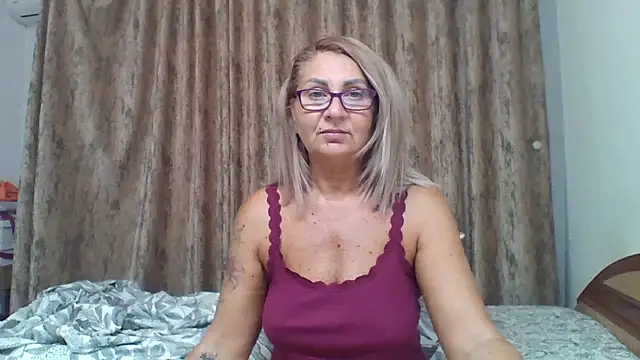 PussyEvely online show from July 2026 06:01:02 PM