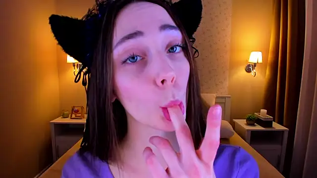 Lexi Split online show from February 2025 06:57:01 AM