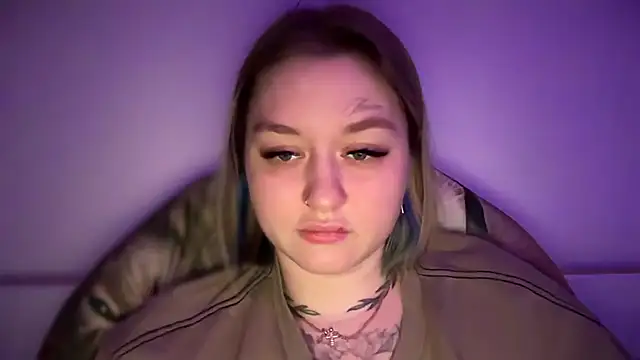 Isabel-Bailey online show from November 2025 10:08:02 PM