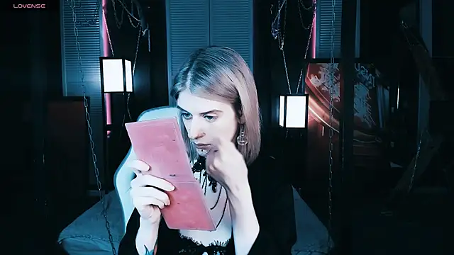 Noah ElmerX online show from February 2025 08:57:01 PM